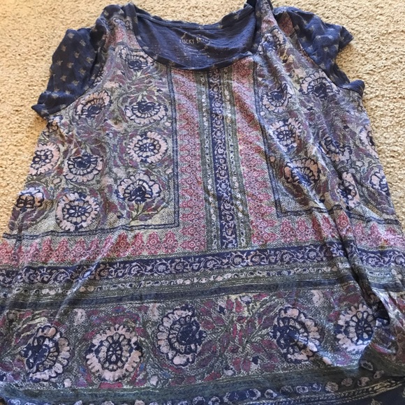 Lot of lucky brand tops - Picture 2 of 6